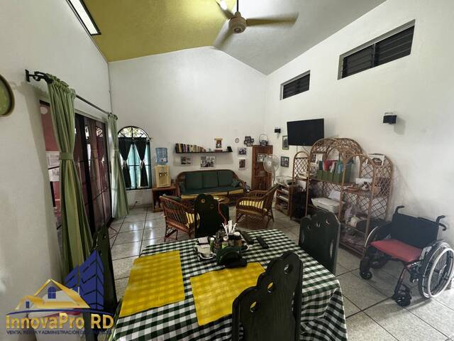 #21 - Casa para Venta en Boca Chica - Santo Domingo